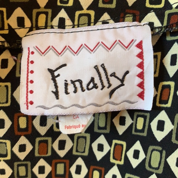 Patterned Skirt - Picture 5 of 7